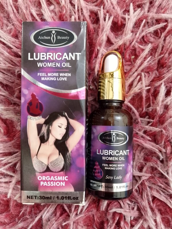 خواتین کے لیے لبریکینٹ آئل: جنسی لطف اور راحت میں اضافے کا ذریعہ (Lubricant Women Oil)